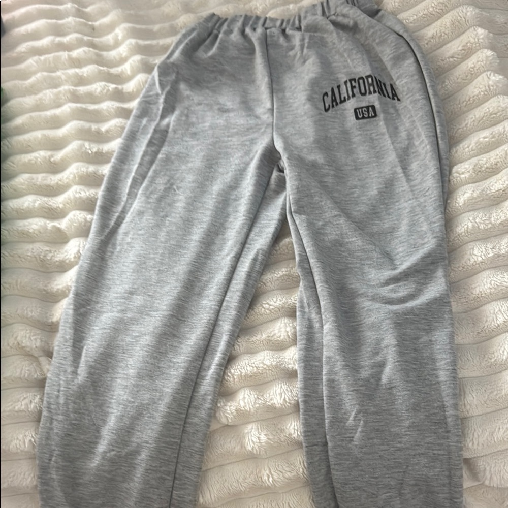 Very soft and stretchy